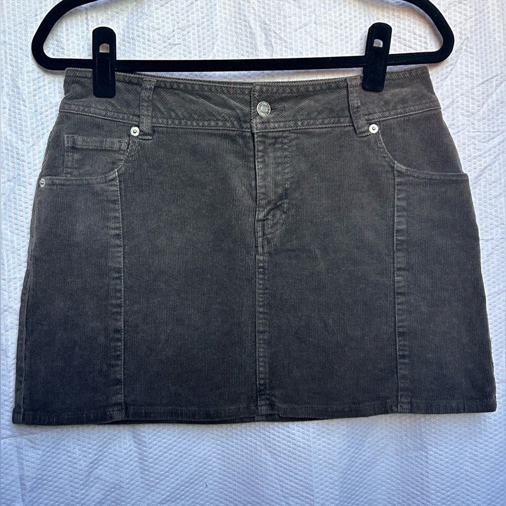 Forever 21 Corduroy Skirt Size Medium, Chocolate Brown